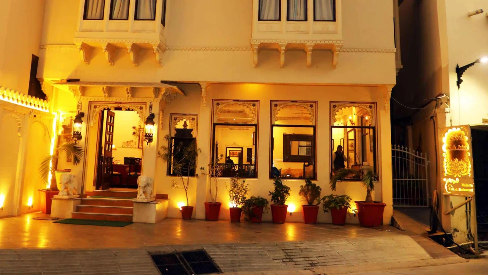 Discover Heritage Luxury at Hotel Boheda Palace The Best Budget Hotel Near Lake Pichola, Udaipur