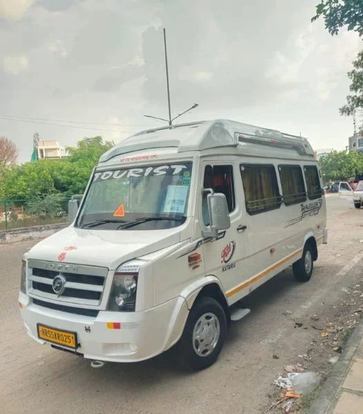 Reliable Tempo Traveller Hire in Jaipur for Comfortable Group Travel